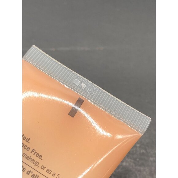 Clinique 100h Auto-Replenishing Hydrator Moisture Surge 1 oz - Picture 4 of 7